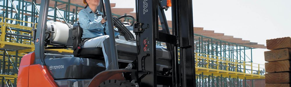 Important safety rules in the use of forklift